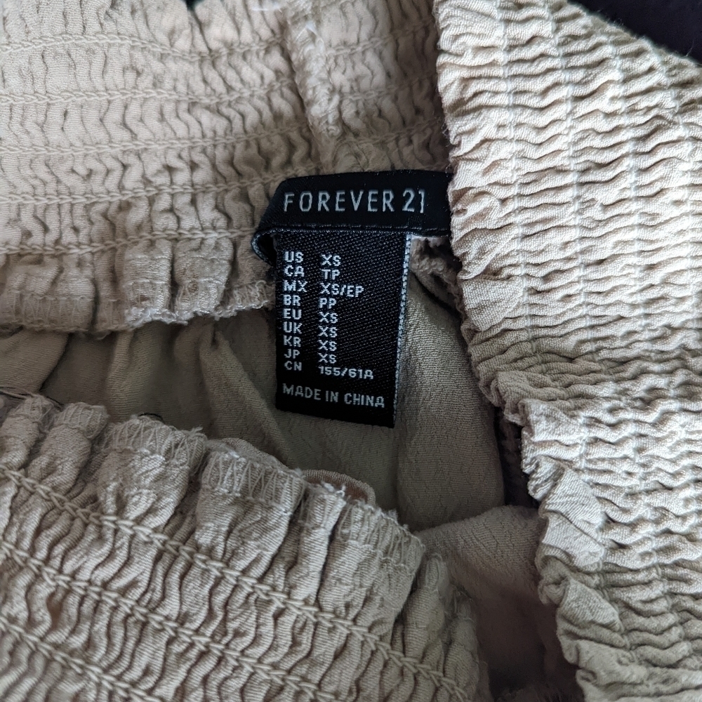 Shorts - Picture 4 of 6